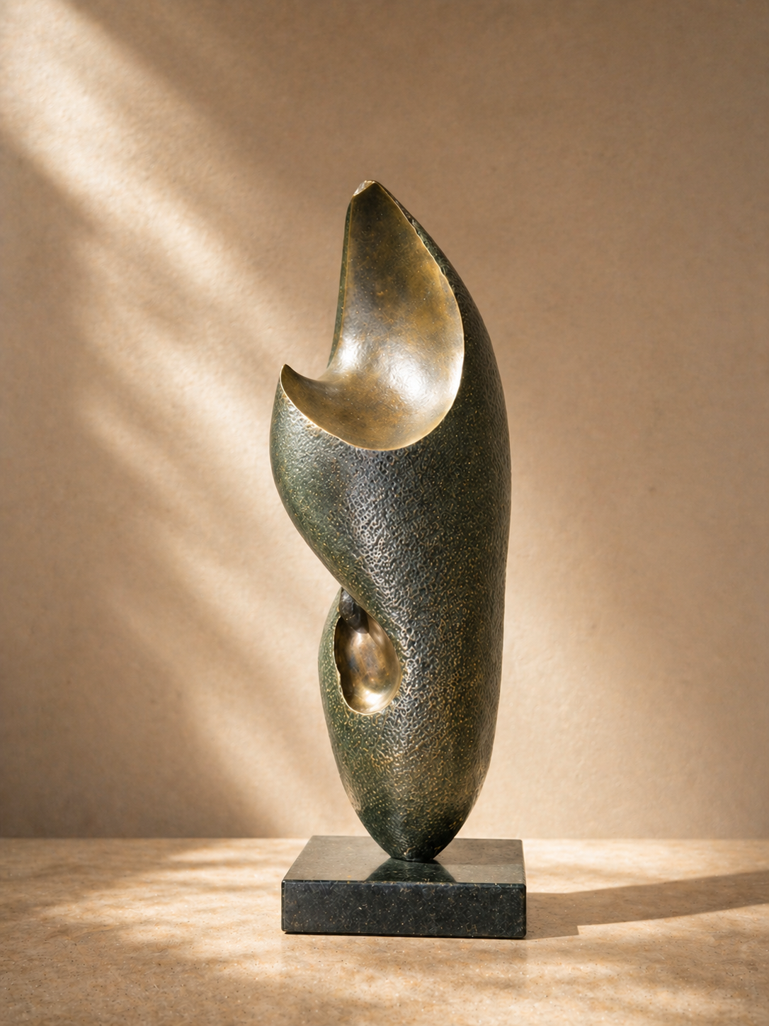 Bronze-Skulptur „Scoprimento Bronze" — Beispiel aus dem Statua-Portfolio